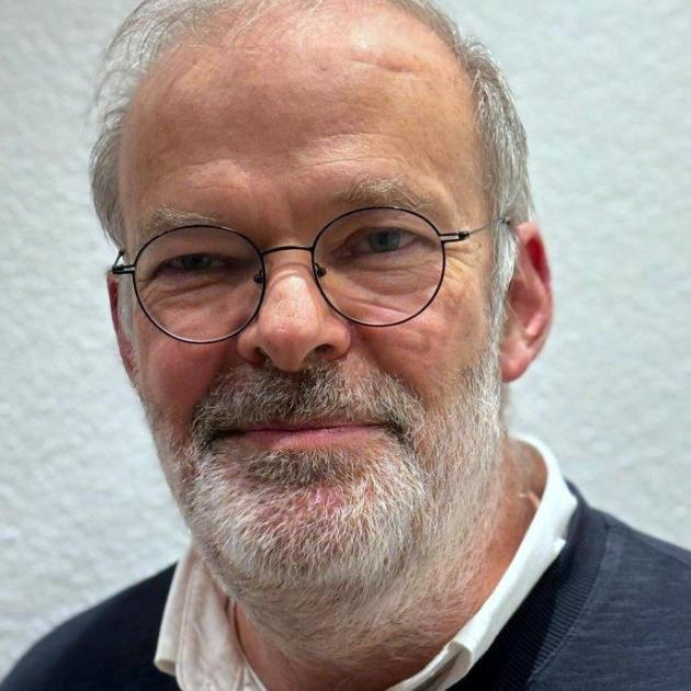 Dr. Lutz Albersdörfer