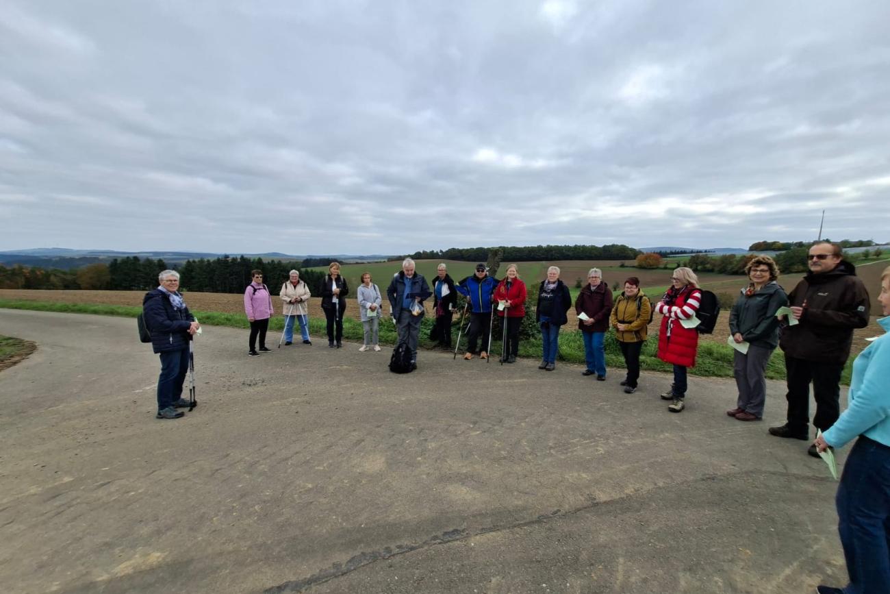 Kirchenwanderung 6 Gruppe