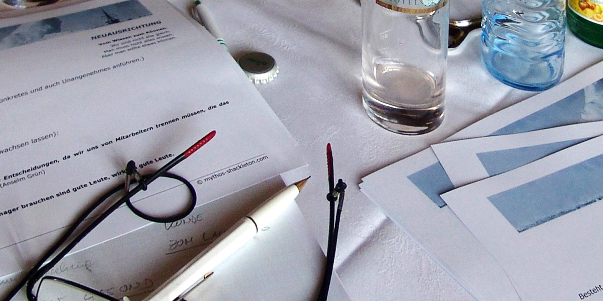 konferenzpause-01_by_martin_manigatterer_pfarrbriefservice (c) Martin Manigatterer In: Pfarrbriefservice.de konferenzpause-01_by_martin_manigatterer_pfarrbriefservice