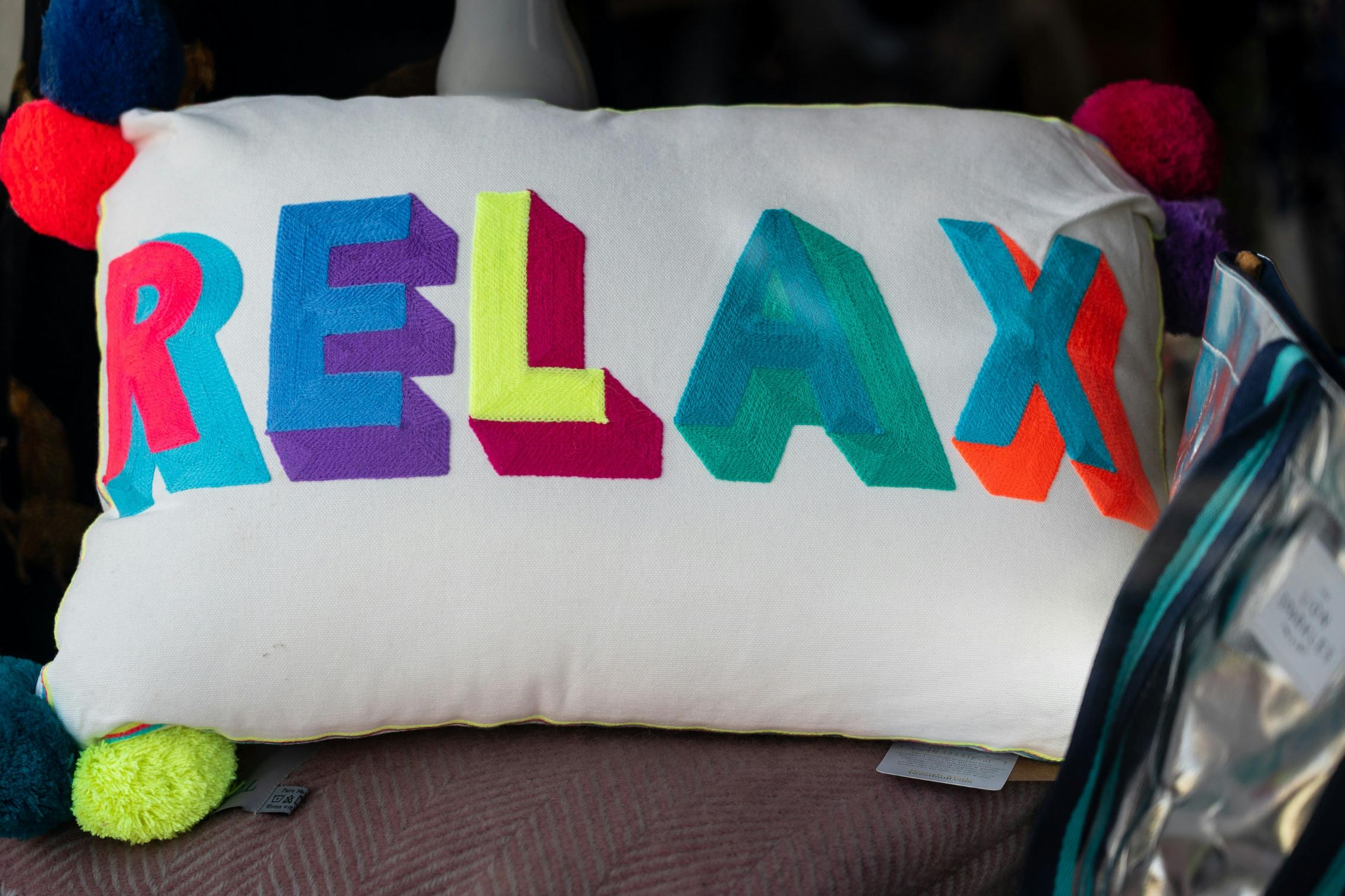 relax nick-fewings-mnbE__7H3Qo-unsplash (1)